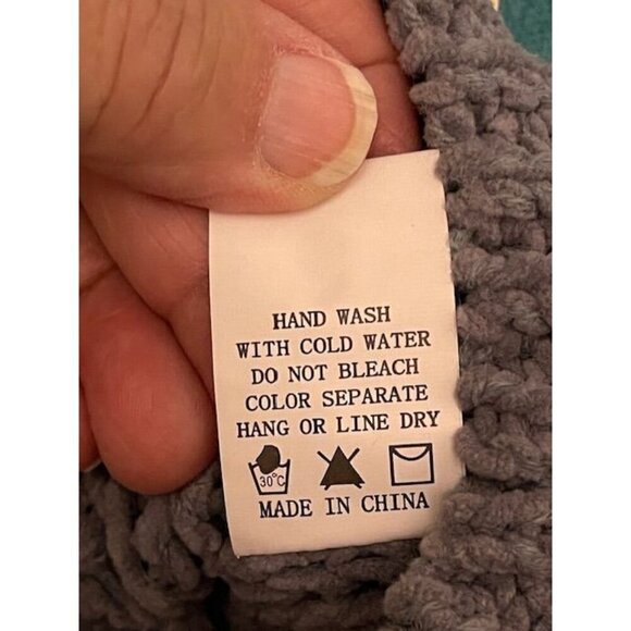 Altar'd State NWT  Women's Cable Knit Cropped Sweater L Steel Blue 100% Polyeste - Picture 9 of 16